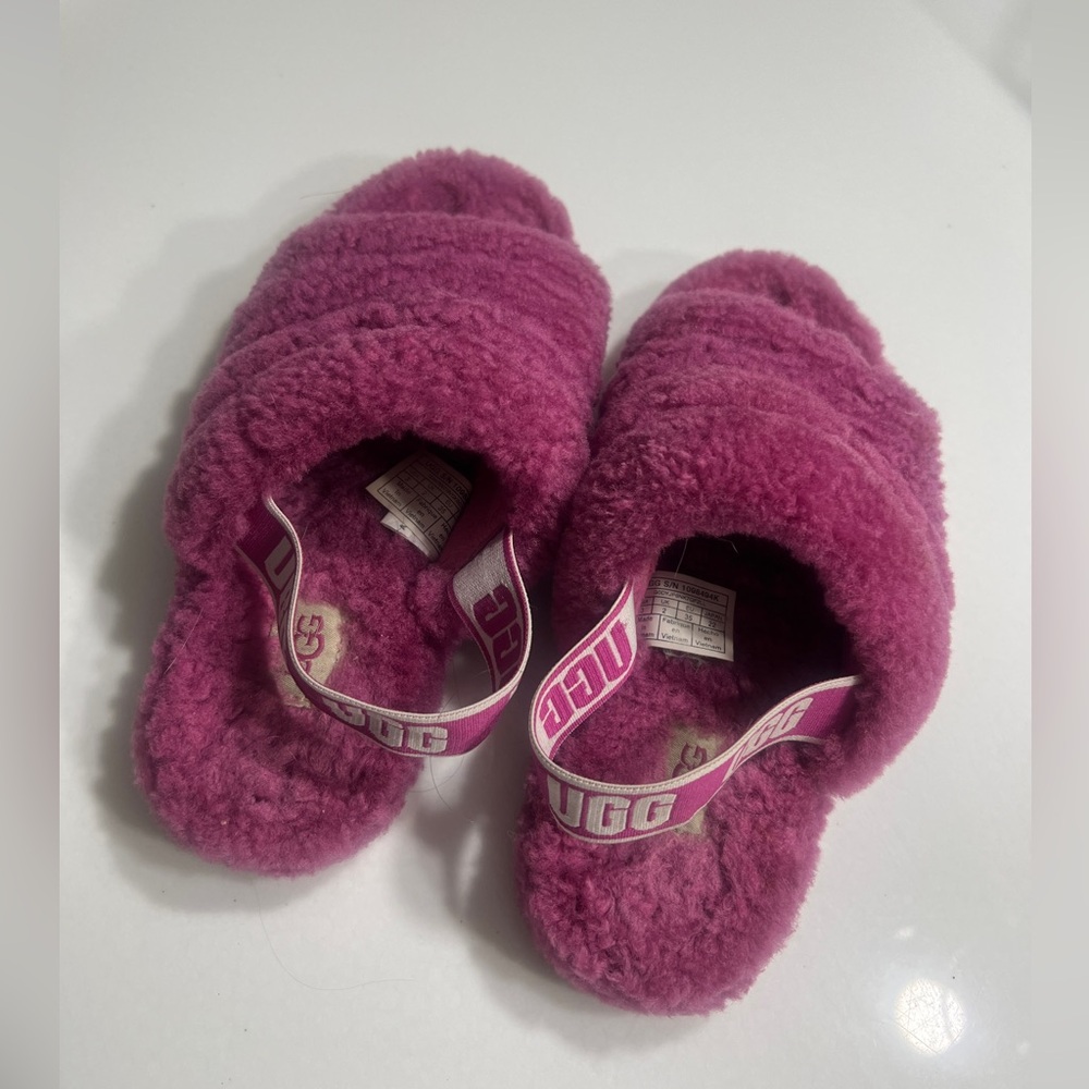UGG Fuchsia Fluffy Slides